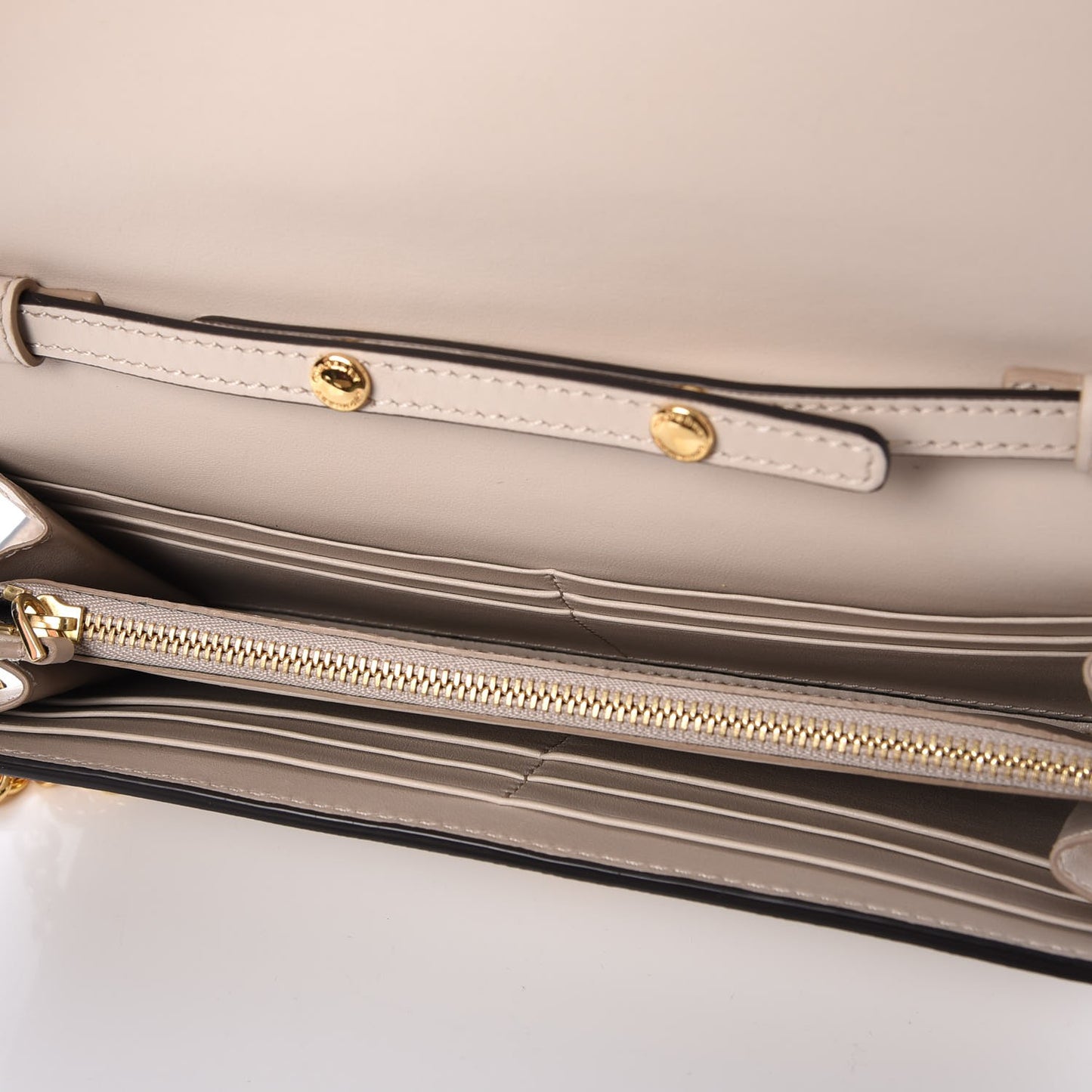 Grainy Calfskin Henley Wallet On Chain Limestone