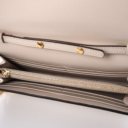 Burberry Grainy Calfskin Henley Wallet On Chain Limestone 5 of 8