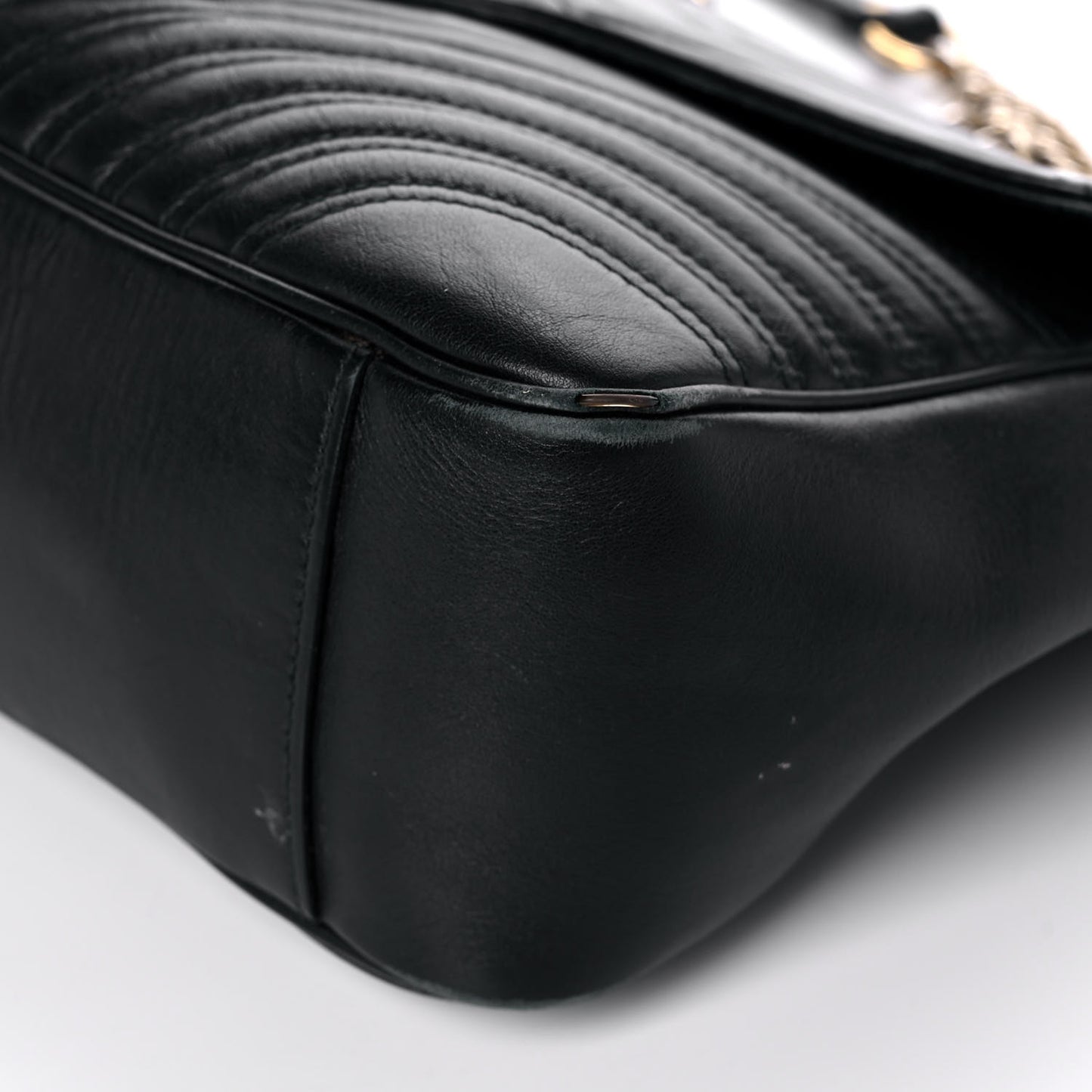 Calfskin Matelasse Large GG Marmont Shoulder Bag Black