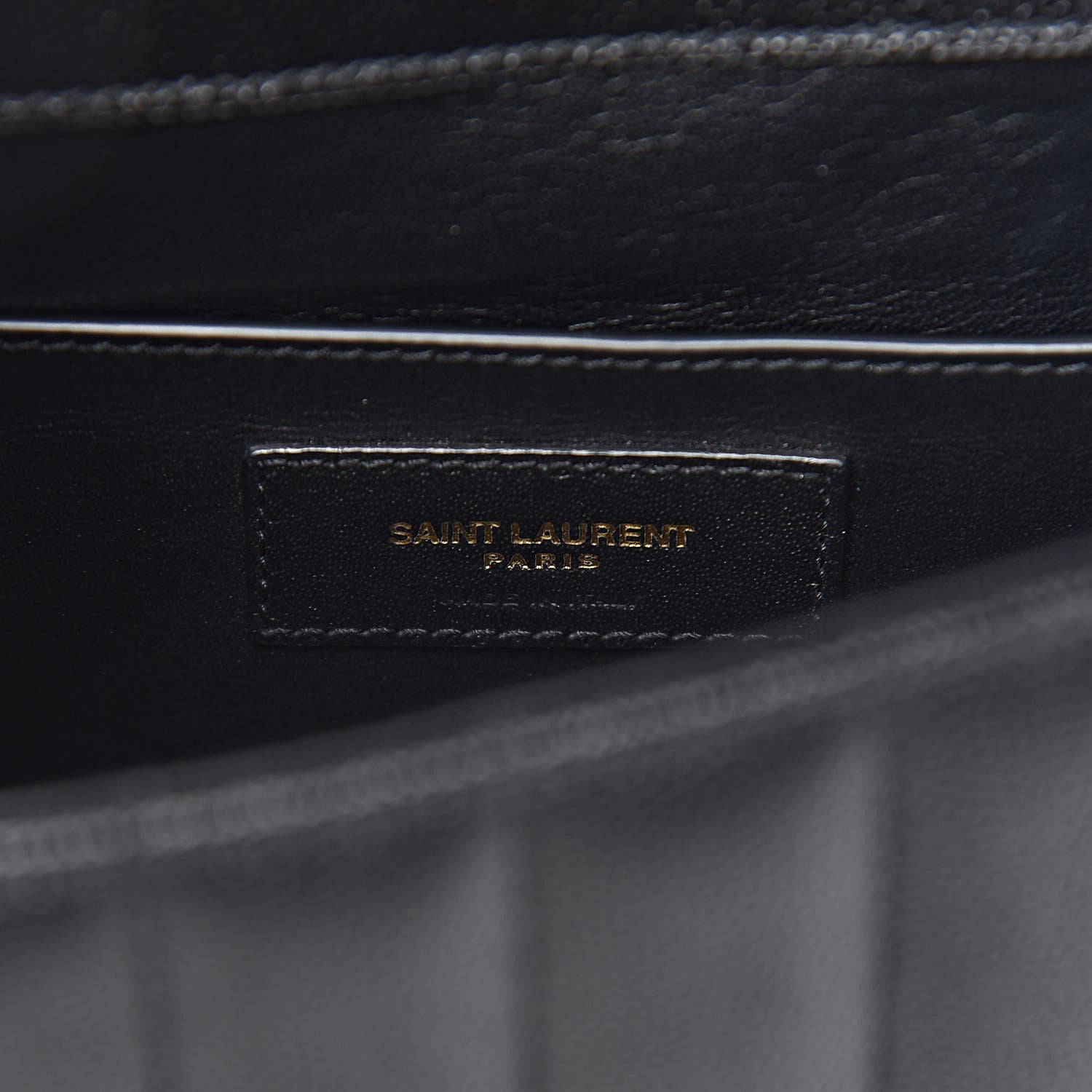 Saint Laurent Grain De Poudre Matelasse Monogram Medium Vicky Chain Bag Black 7 of 10