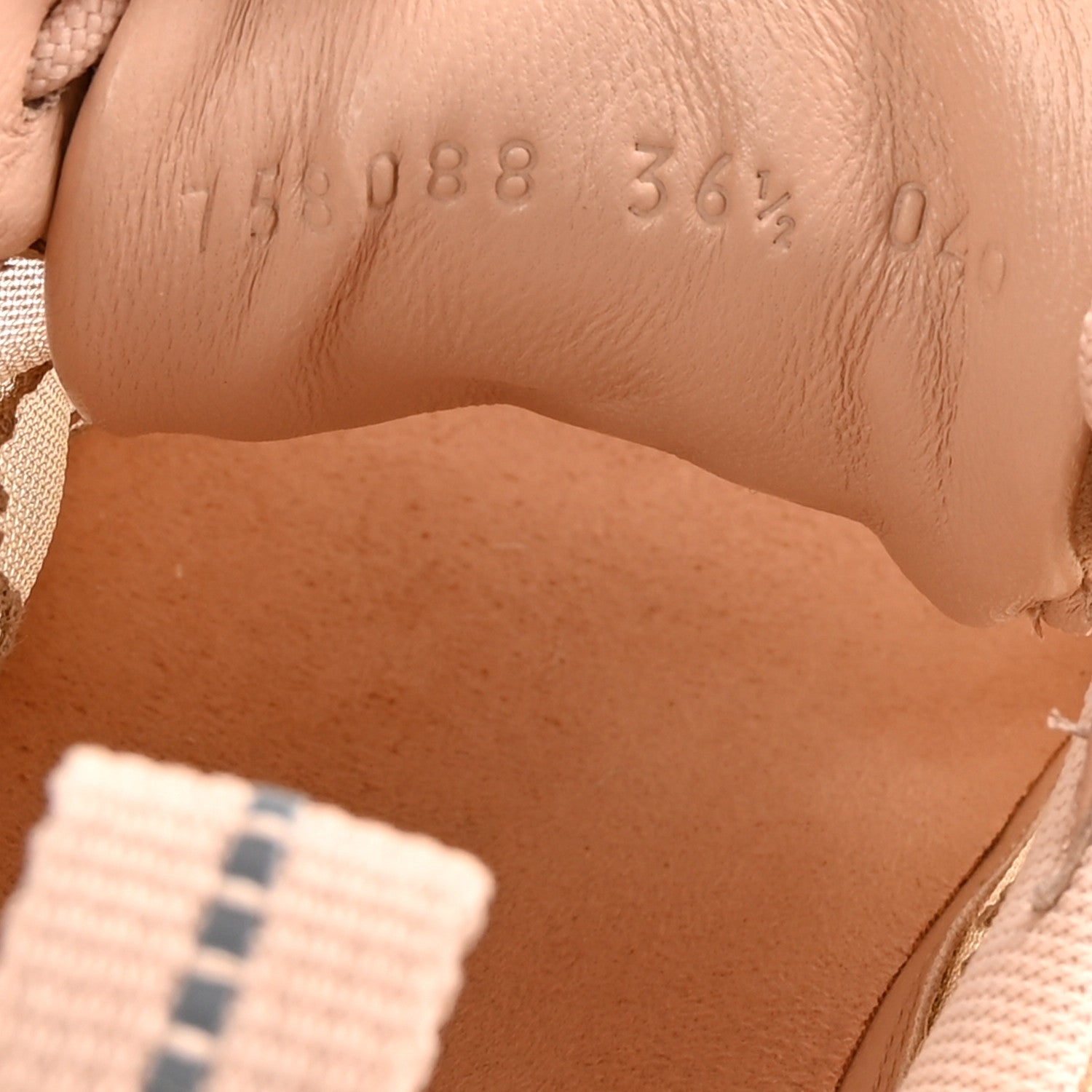 Gucci Tela Retino Mesh Crystal Suede GG Monogram Womens Gucci Run Sneakers 36.5 Light Powder Skin Rose Silver 10 of 11