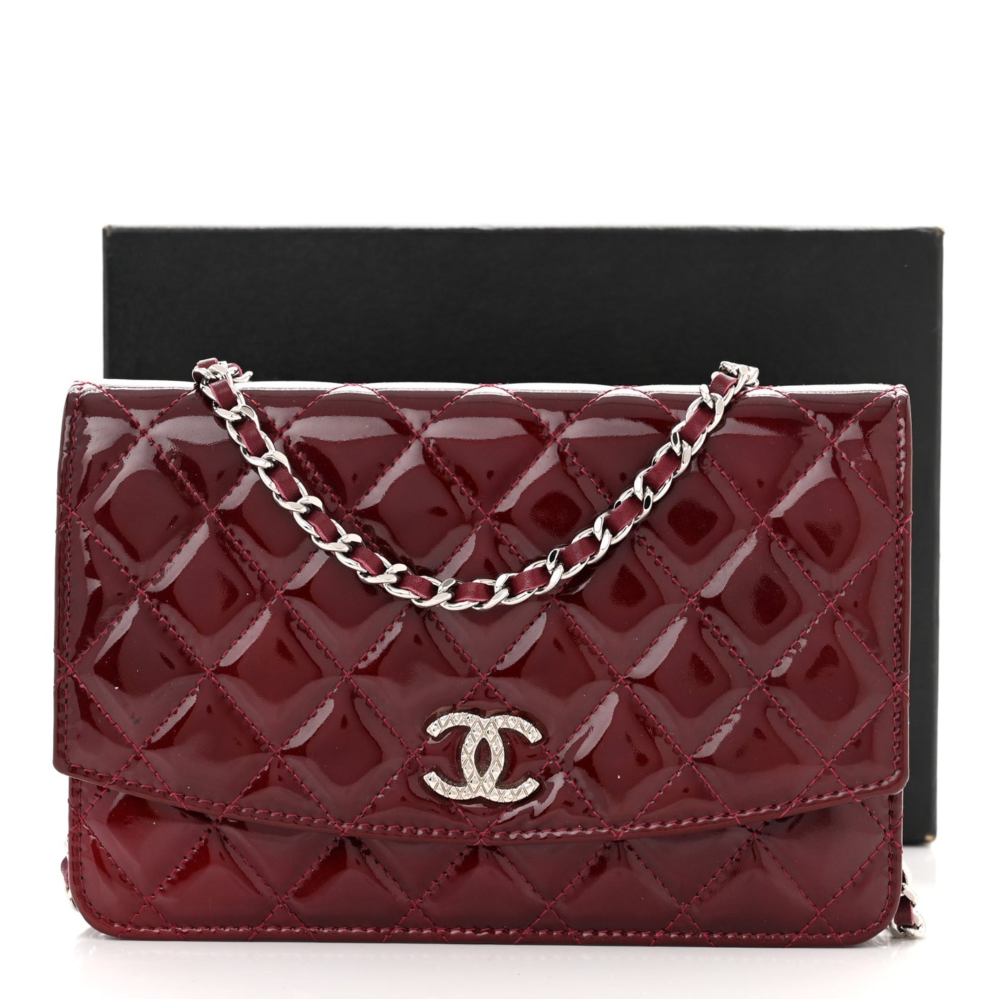 Patent Quilted Brilliant Wallet On Chain WOC Dark Burgundy