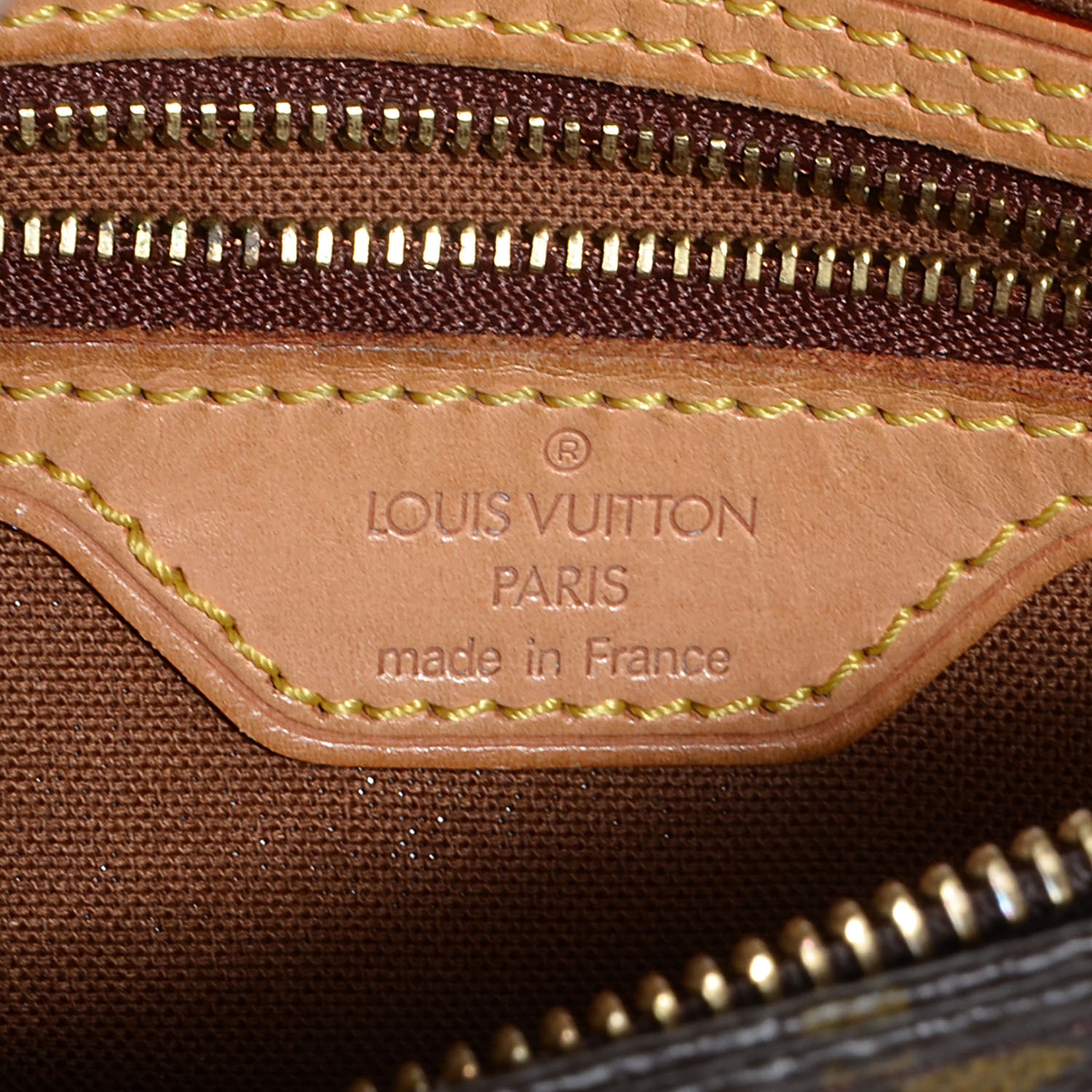 Louis Vuitton Monogram Trotteur 6 of 7