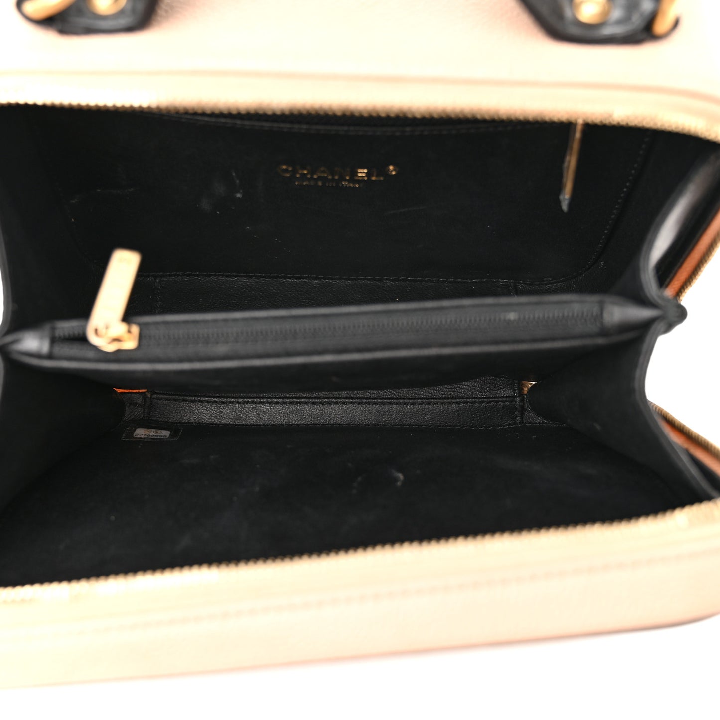Caviar Quilted Medium CC Filigree Vanity Case Beige Black