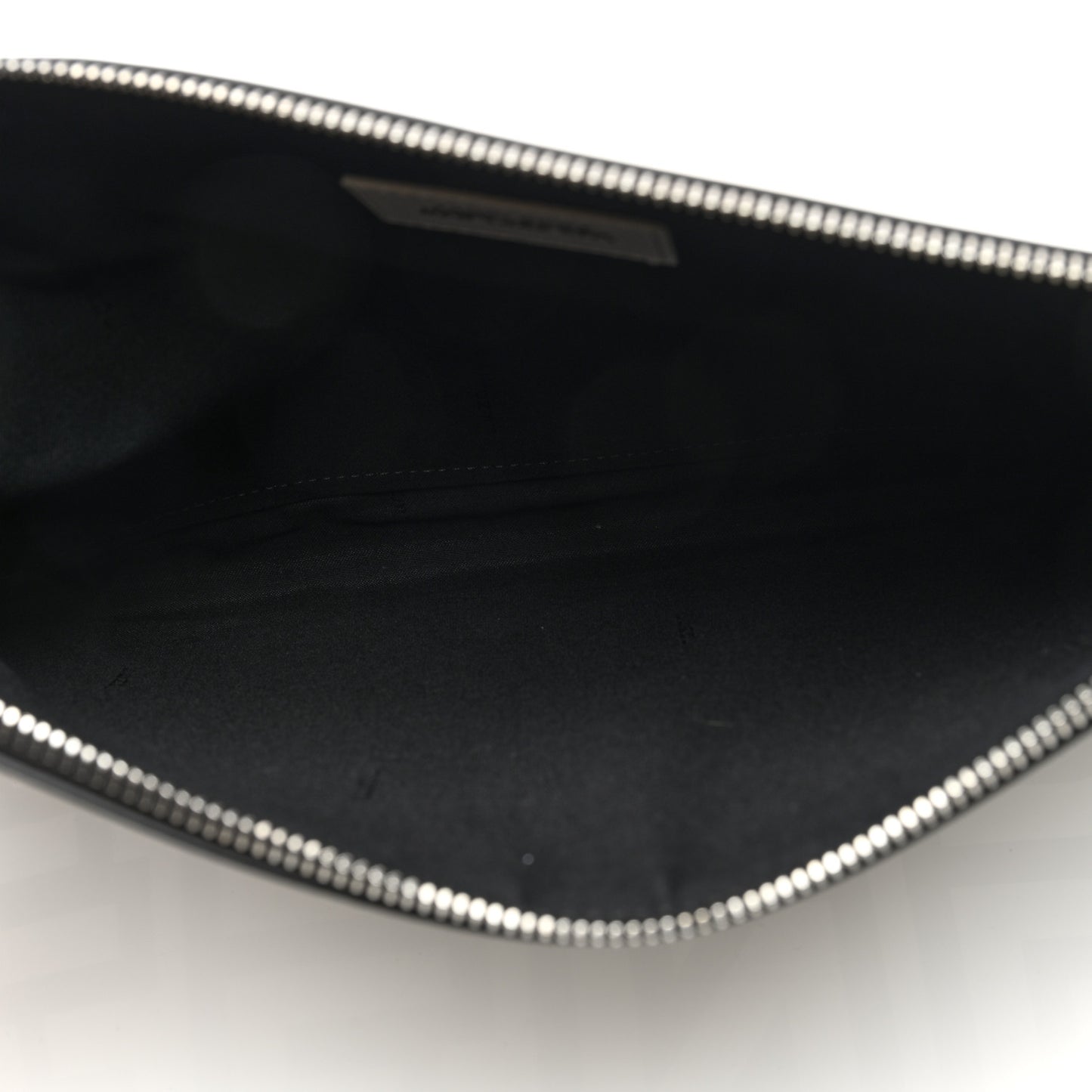 X MARC JACOBS Vitello King Logo Print Large Flat Pouch Black White