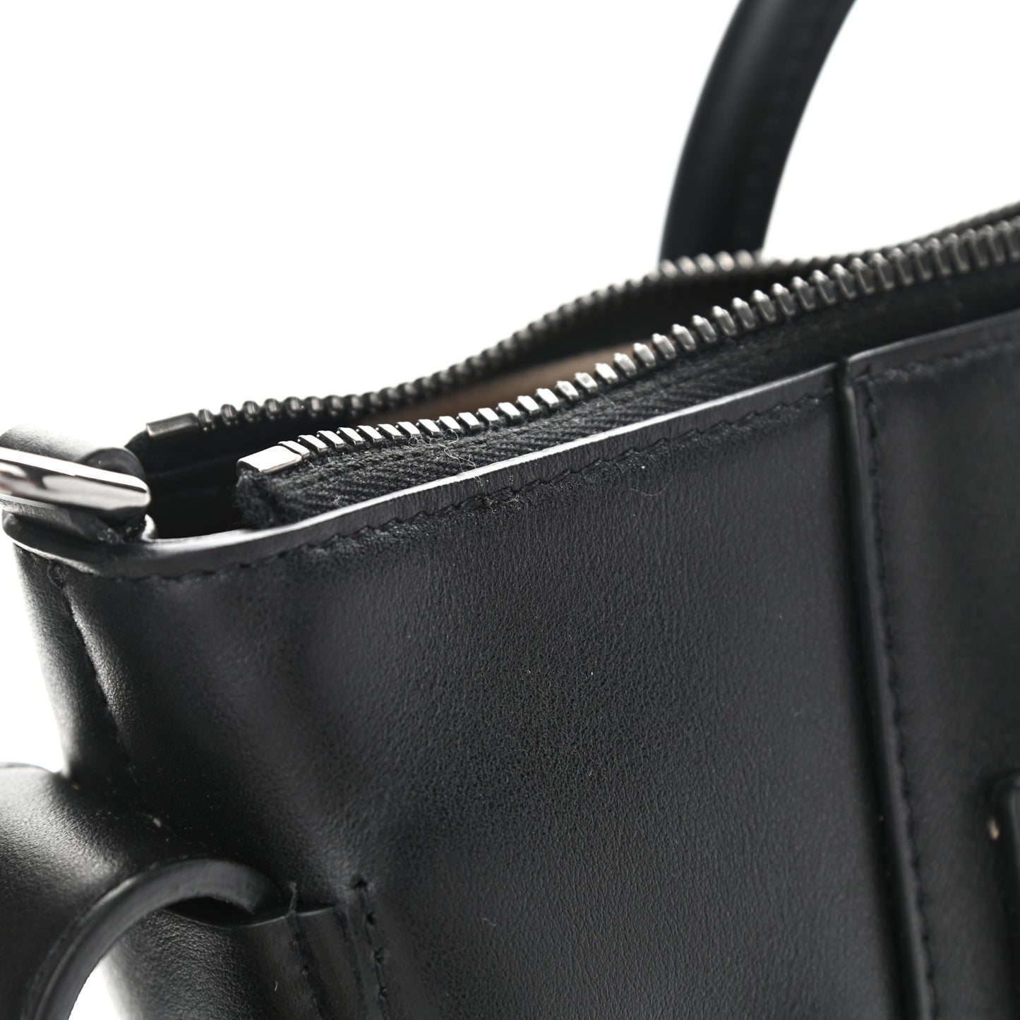 Smooth Calfskin Small Soft Antigona Black