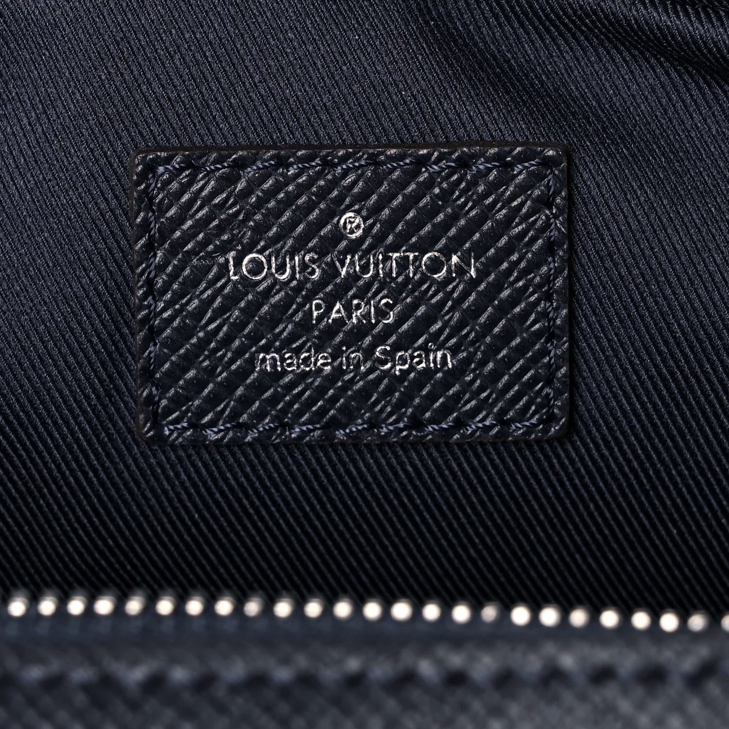 Louis Vuitton Taiga Anton Messenger PM Ocean 5 of 9