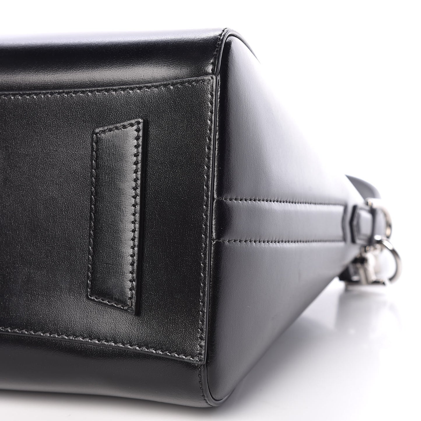 Shiny Lord Calfskin Small Antigona Black