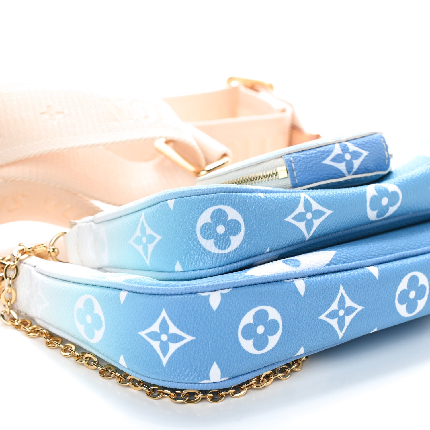 Louis Vuitton Monogram Giant By The Pool Multi Pochette Accessories Blue 7 of 9