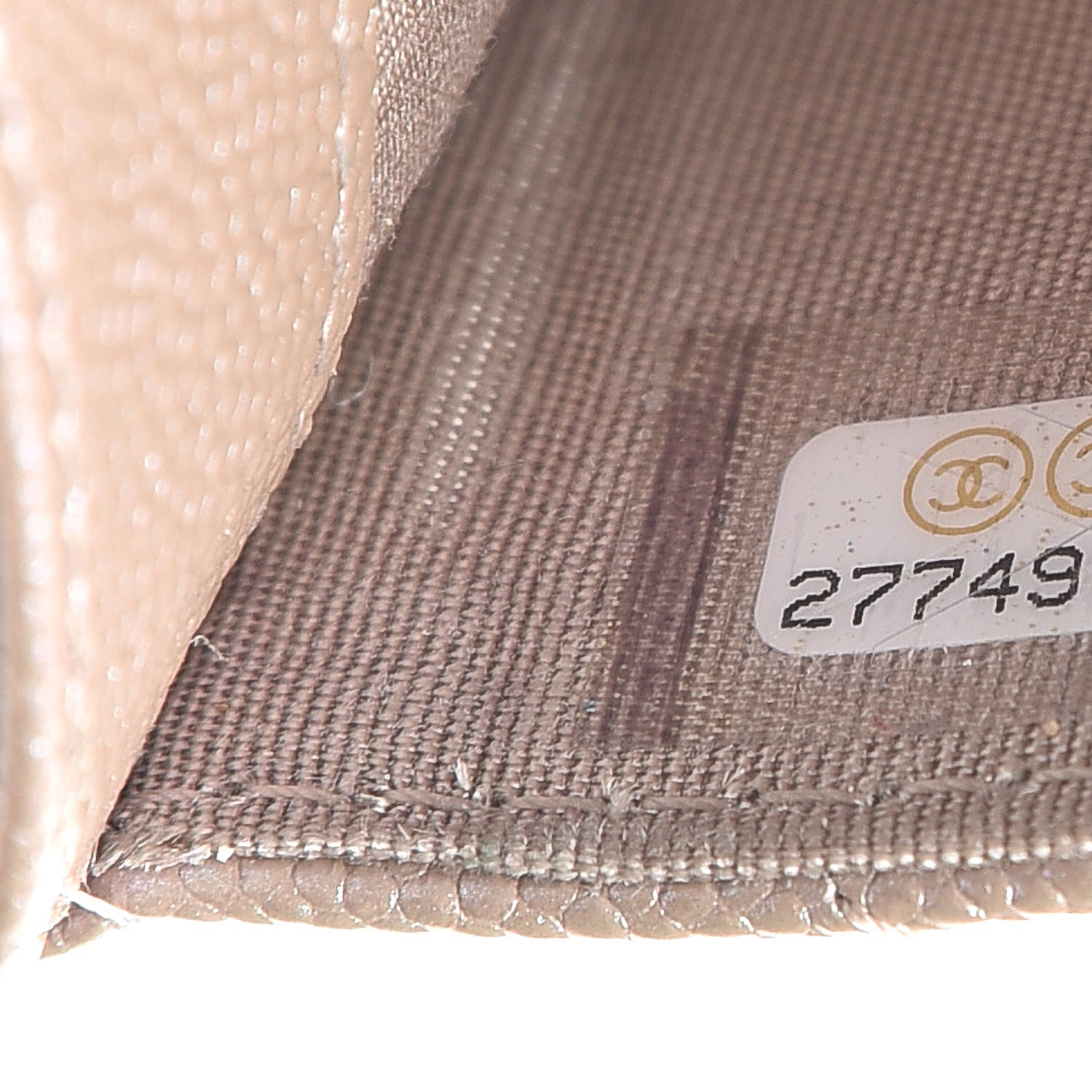 Chanel Iridescent Caviar Quilted Card Holder Beige 8 of 8