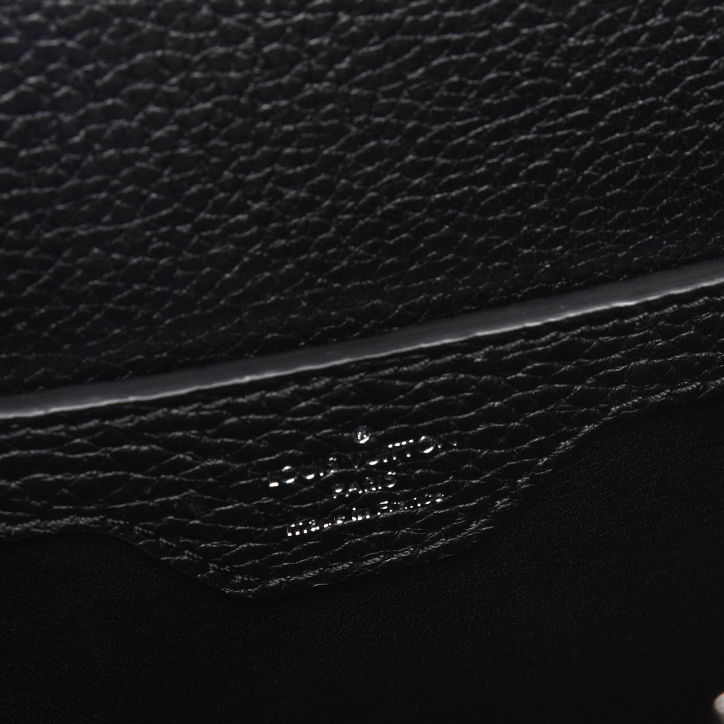 Taurillon Studded Capucines BB Black