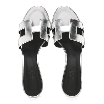 Hermes Metallic Nappa Oasis Sandals 39 Argent 2 of 9