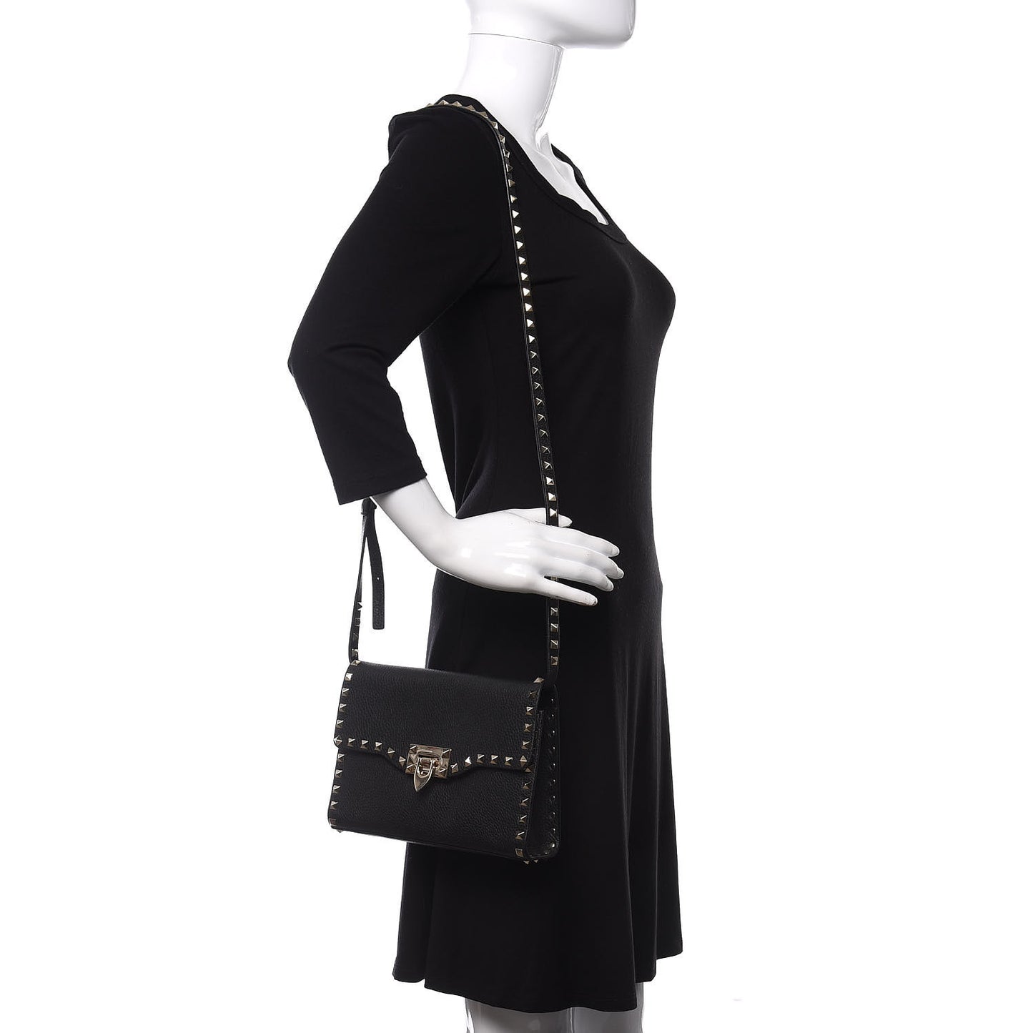 Pebbled Calfskin Medium Rockstud Flip Lock Crossbody Bag Black