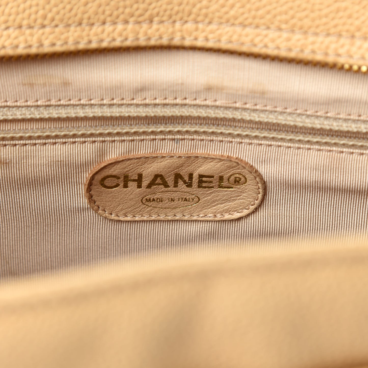 Caviar Shoulder Bag Beige