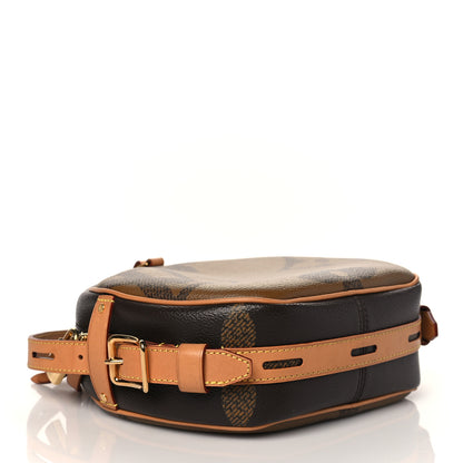 Louis Vuitton Reverse Monogram Giant Boite Chapeau Souple 4 of 9