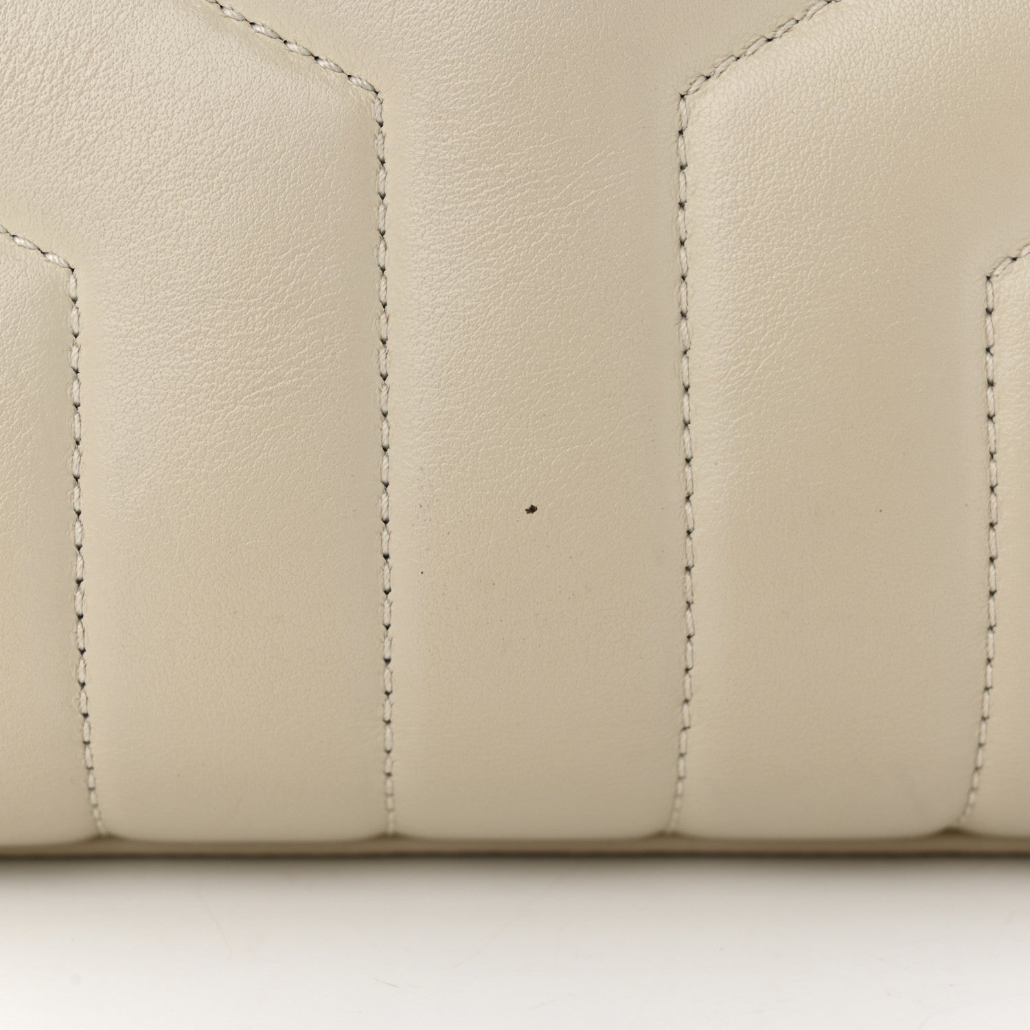 Saint Laurent Calfskin Y Quilted Monogram Small Loulou Chain Satchel Blanc Vintage 16 of 19