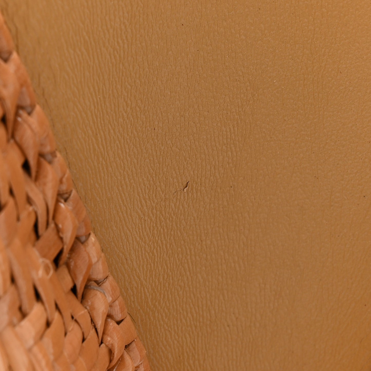 Wicker Carre Satchel Beige