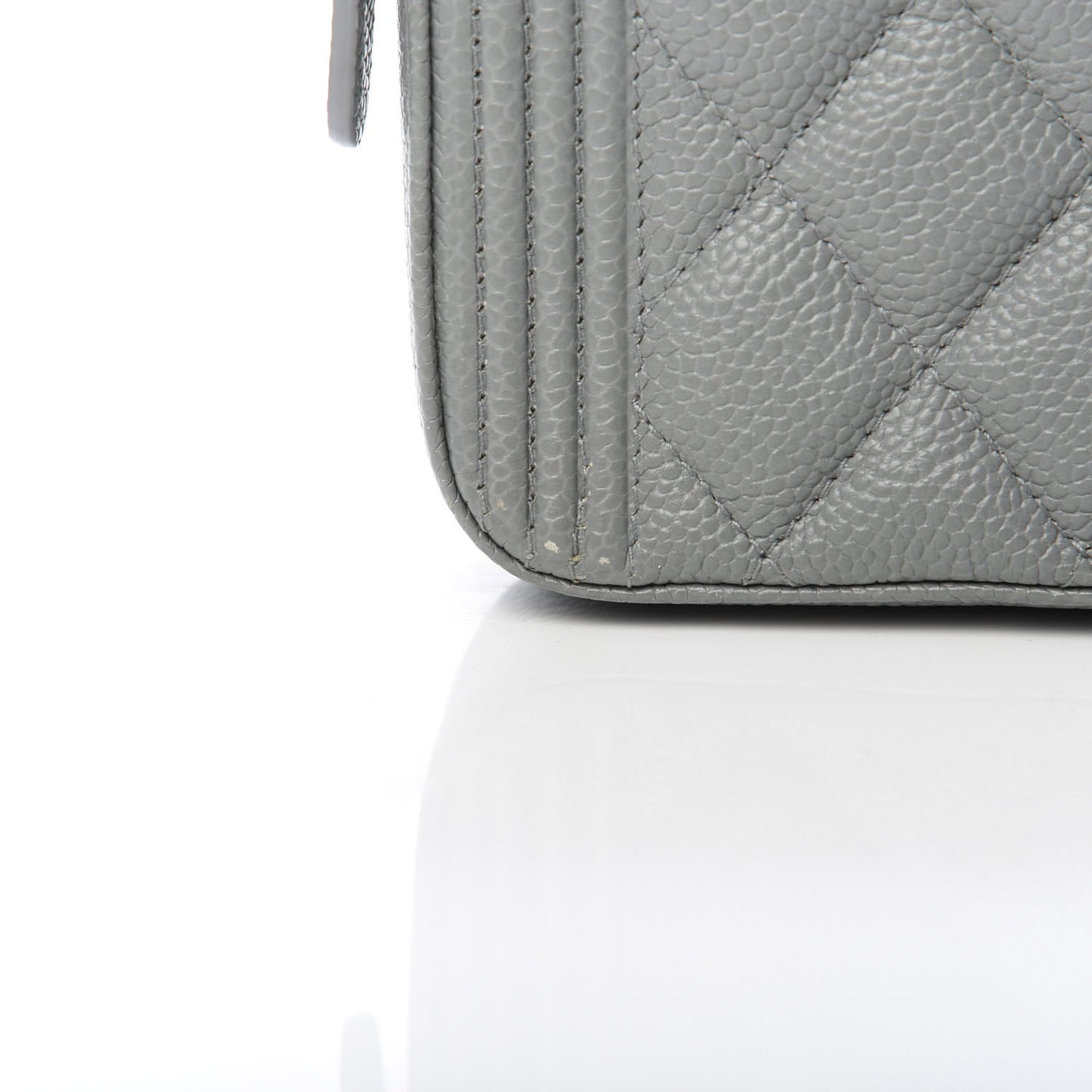 Caviar Quilted Small Boy Clutch With Chain Grey
