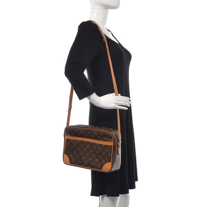 Louis Vuitton Monogram Trocadero 30 2 of 15