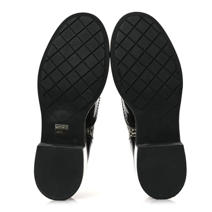 Chanel Patent CC Lace Up Oxfords 38.5 Black White 7 of 12