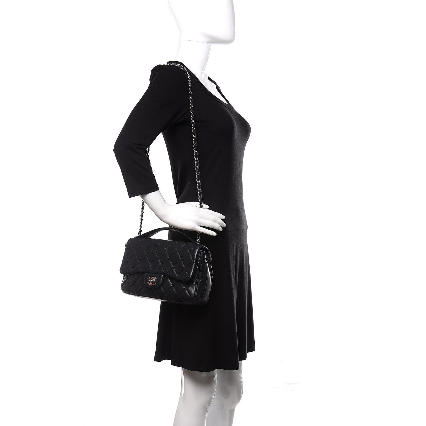 Lambskin Quilted Medium Easy Carry Flap Black