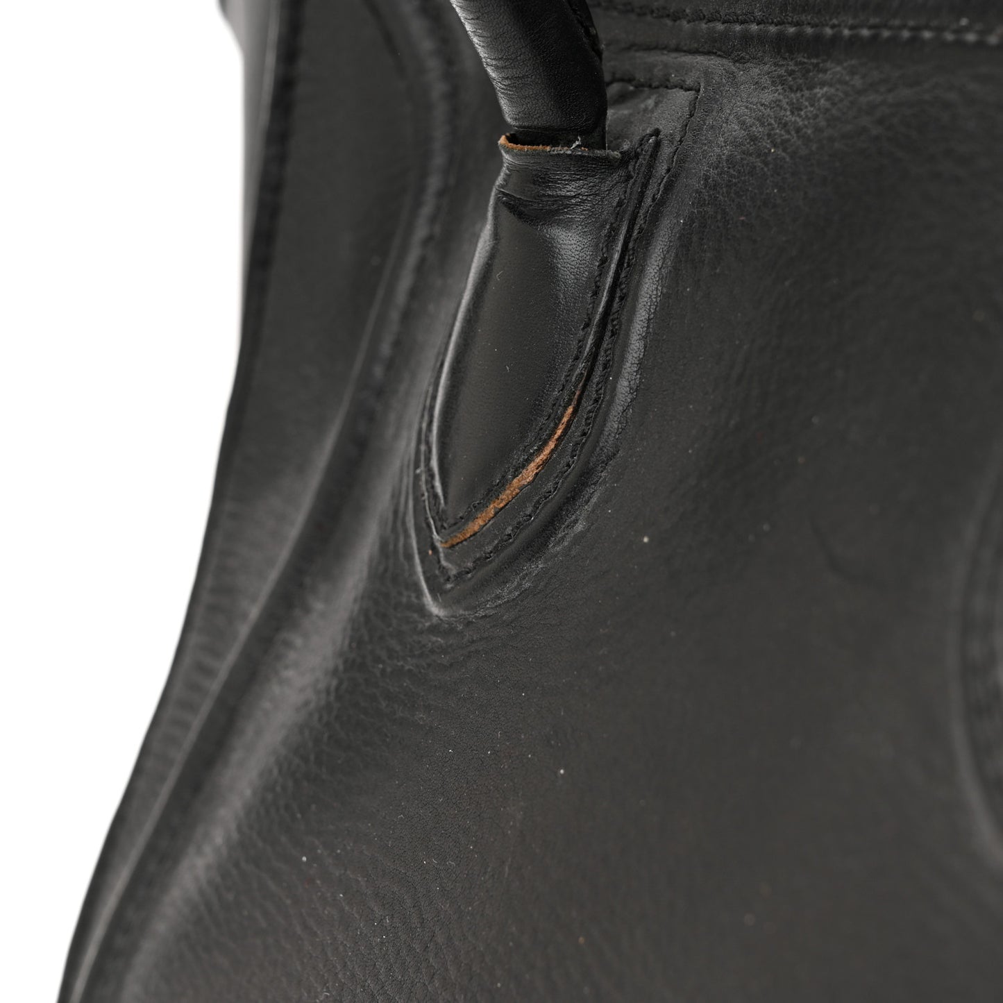 Supple Calfskin Medium Phantom Luggage Black
