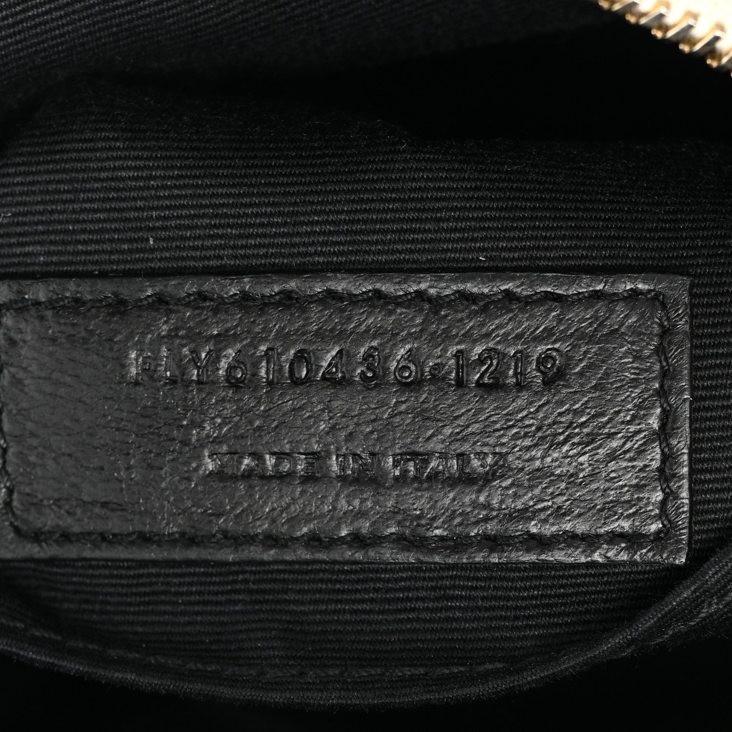 Saint Laurent Grain De Poudre Matelasse Chevron Quilted Round Vinyle Camera Bag Crema Soft 7 of 15