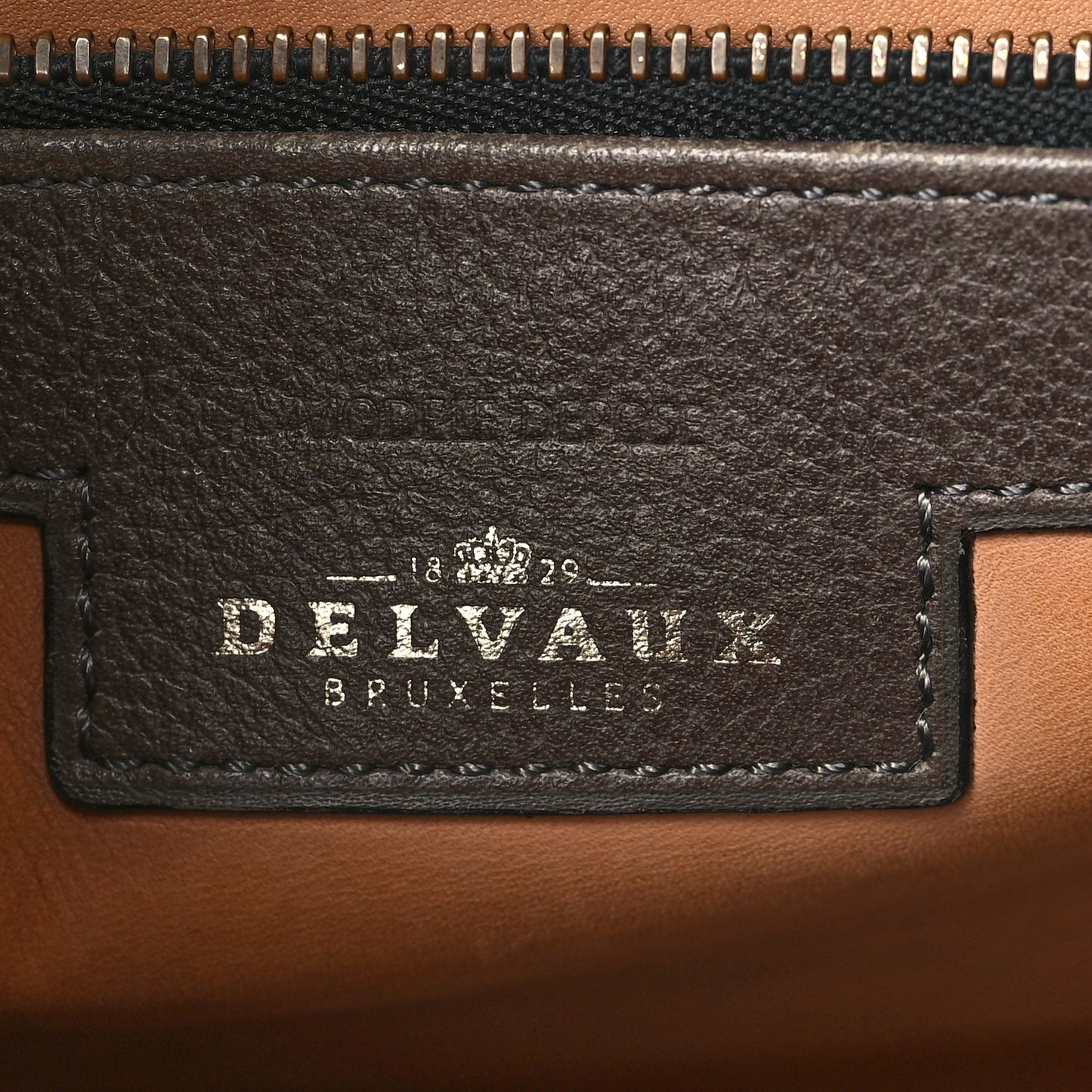 Grained Calfskin MM Brillant Satchel Smoked Brown