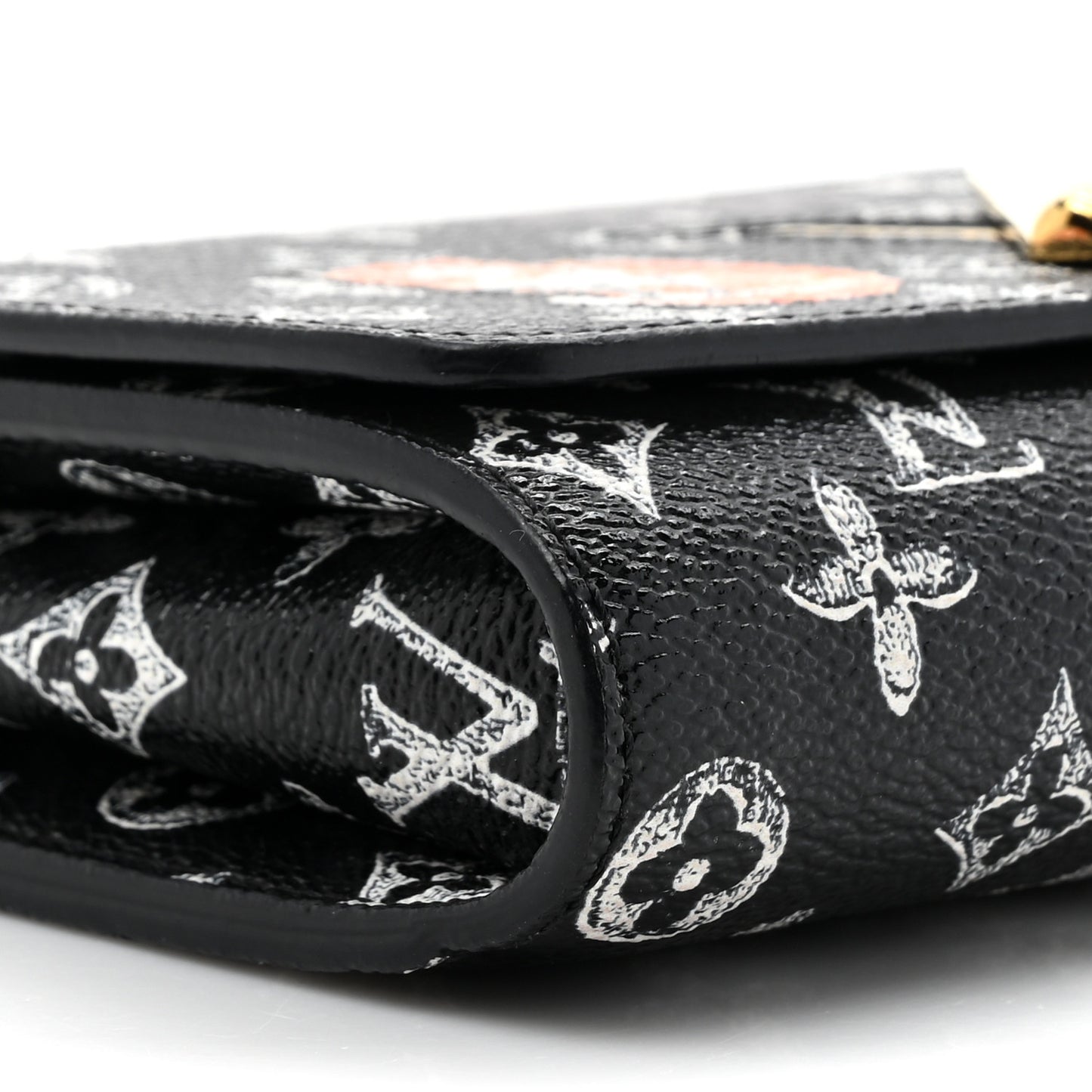 Catogram Twist Chain Wallet Black