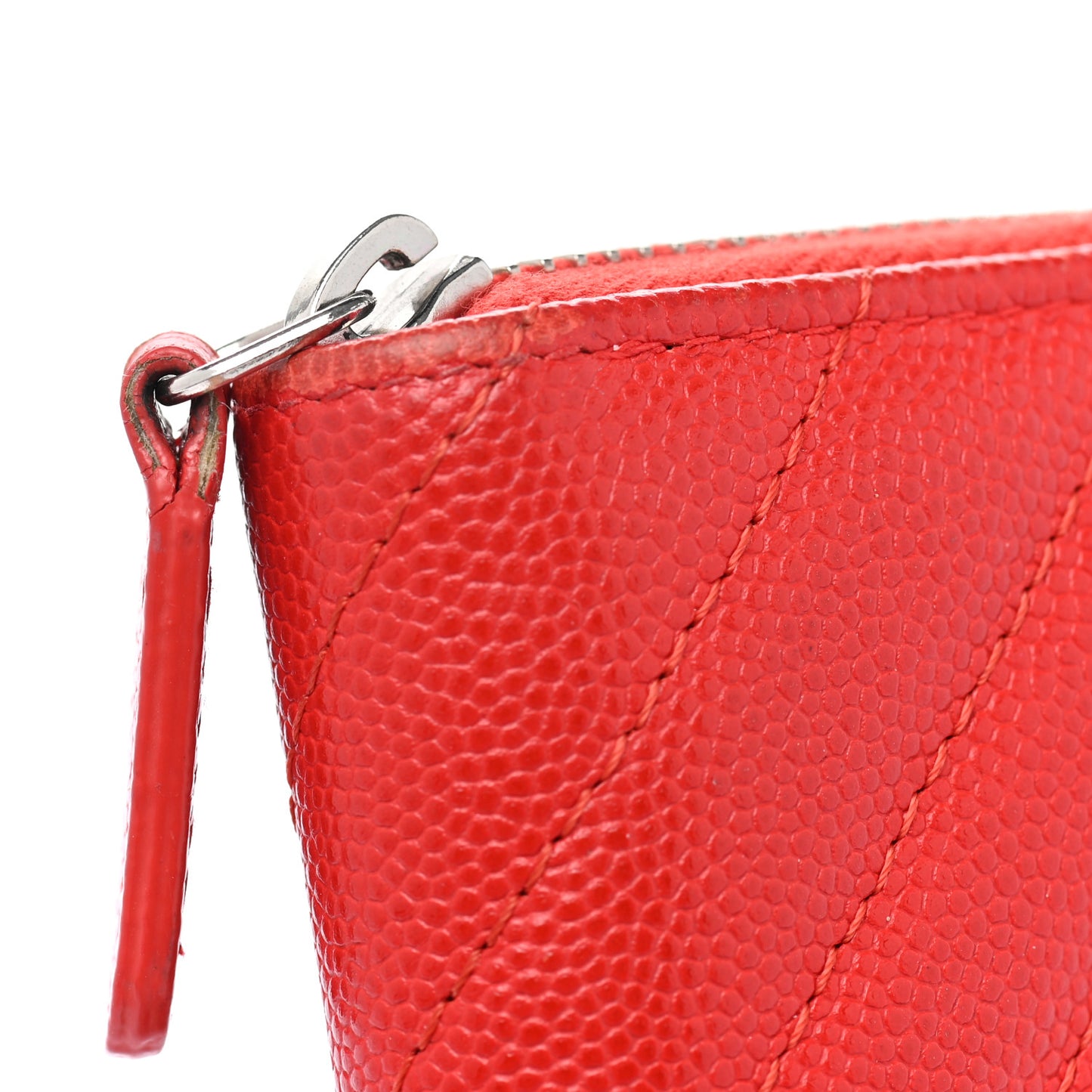 Caviar Chevron Quilted Medium Zip Around Wallet Red