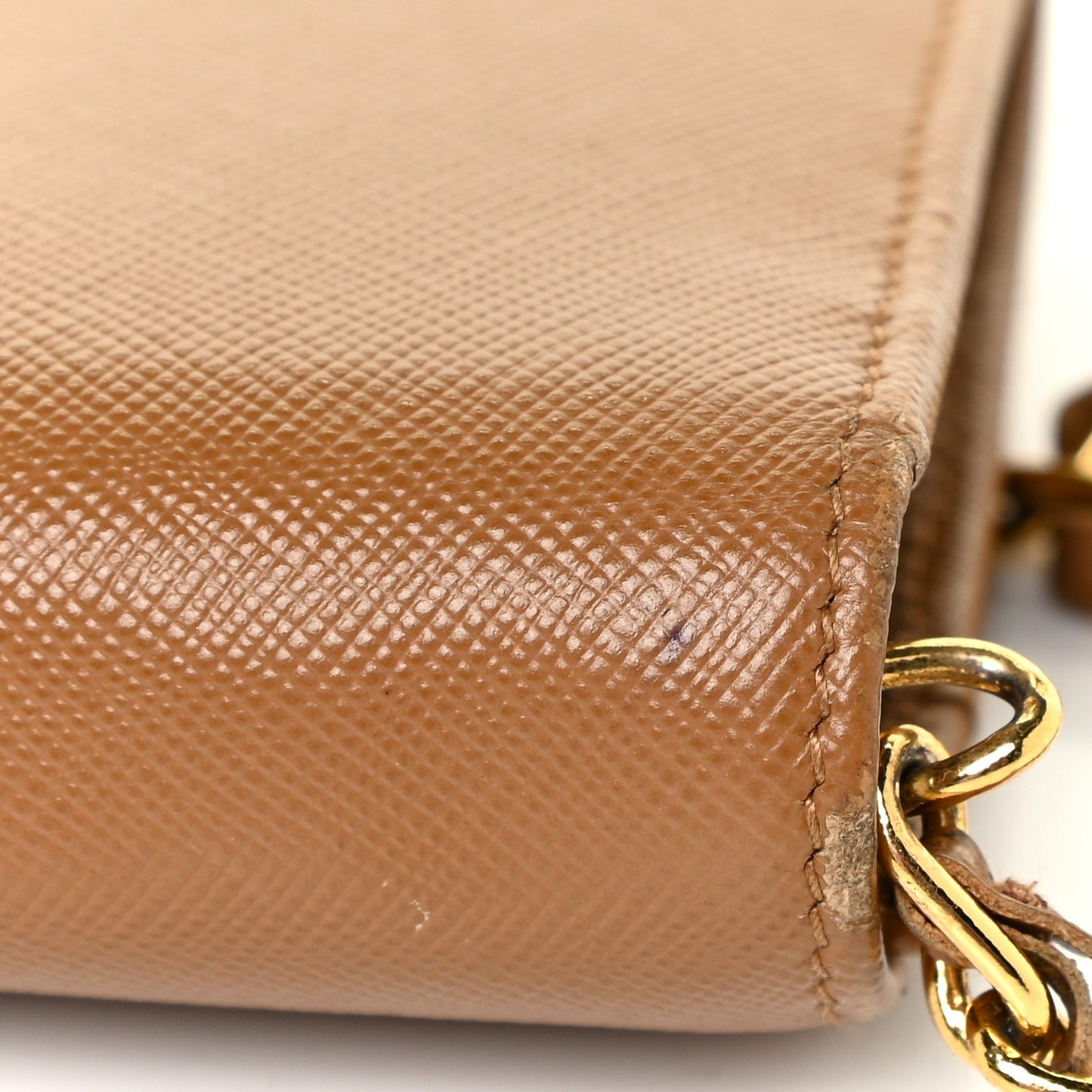 Saffiano Metal Oro Chain Wallet Caramel