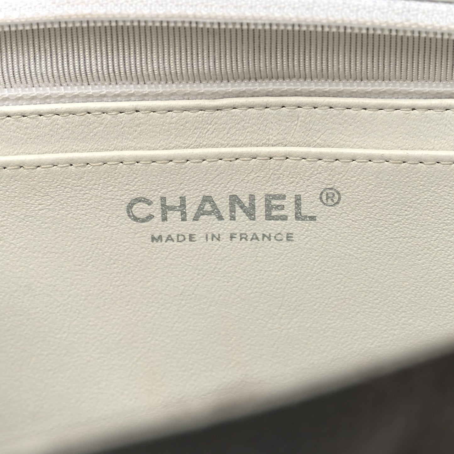 Caviar Quilted Jumbo Single Flap White