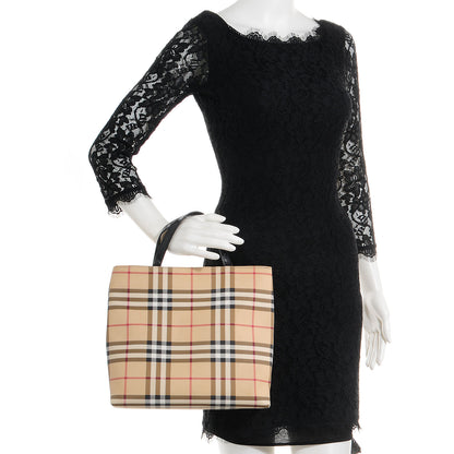Burberry House Check Medium Tote 2 of 10
