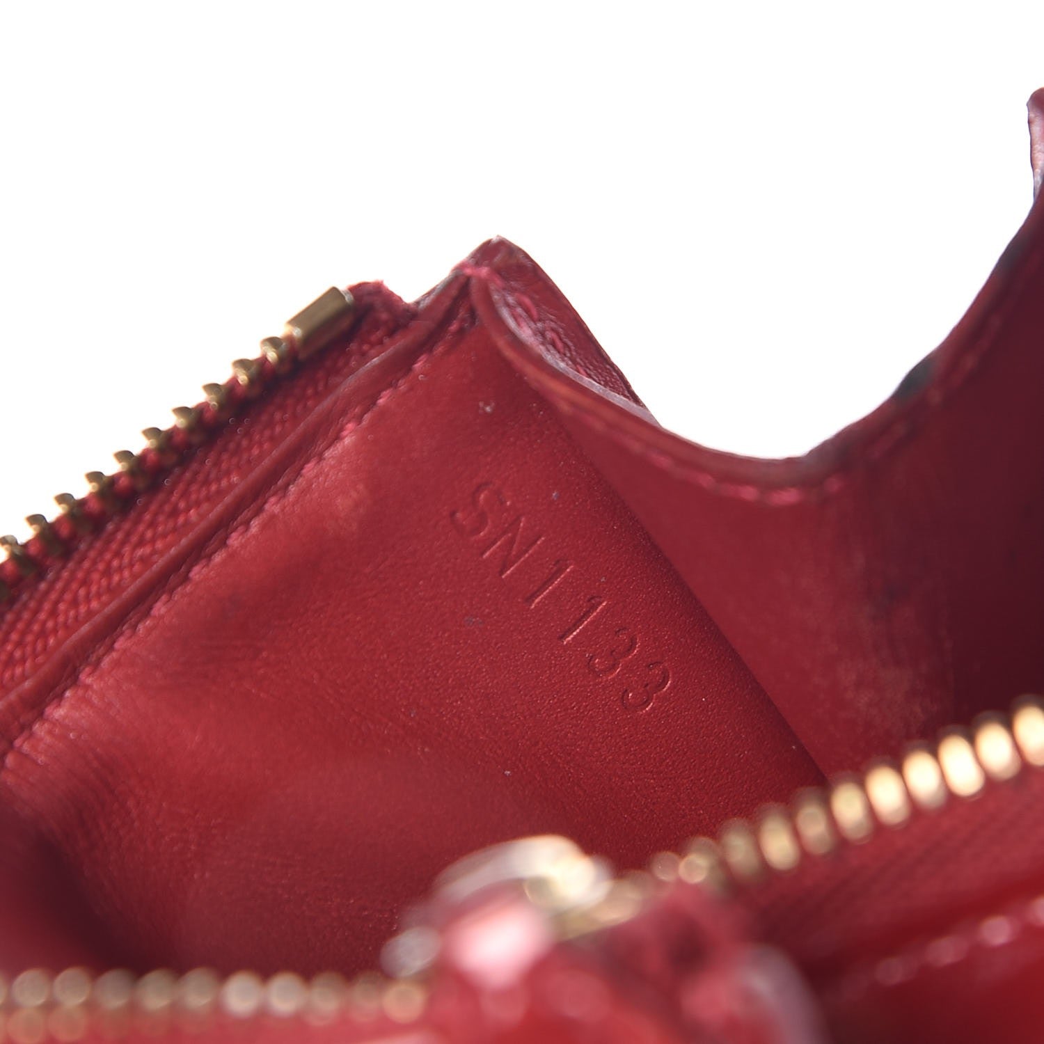 Louis Vuitton Vernis Key Pouch Pomme D'Amour 7 of 12