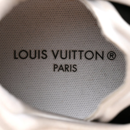 Louis Vuitton Monogram Calfskin Run 55 Sneakers 41 White 6 of 10