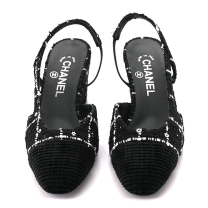 Chanel Tweed Sequins Corduroy Cap Toe CC Slingback Pumps 38 Black White 2 of 9
