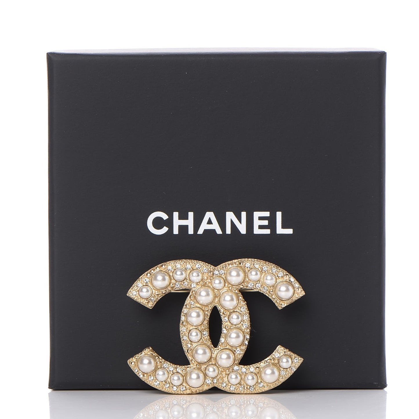 Pearl Crystal CC Brooch Gold