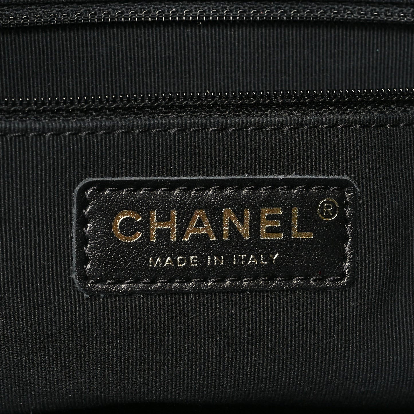 Calfskin Quilted Chain Lines Shopping Tote Black