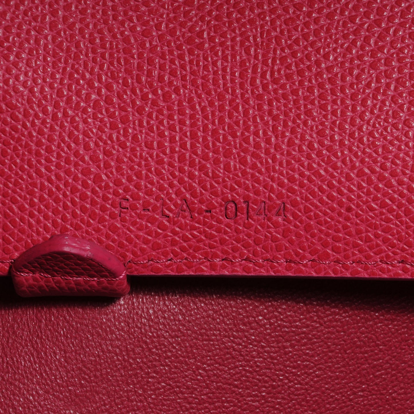 Grained Calfskin Small Horizontal Cabas Phantom Fuchsia
