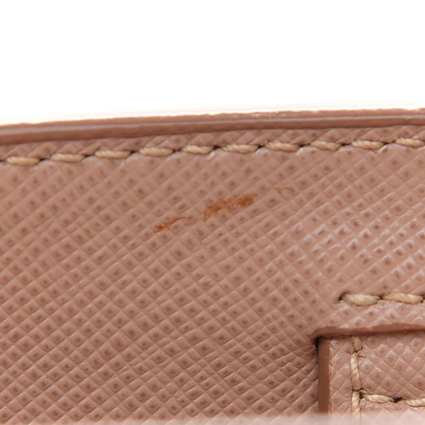 Saffiano Lux Medium Tote Cammeo