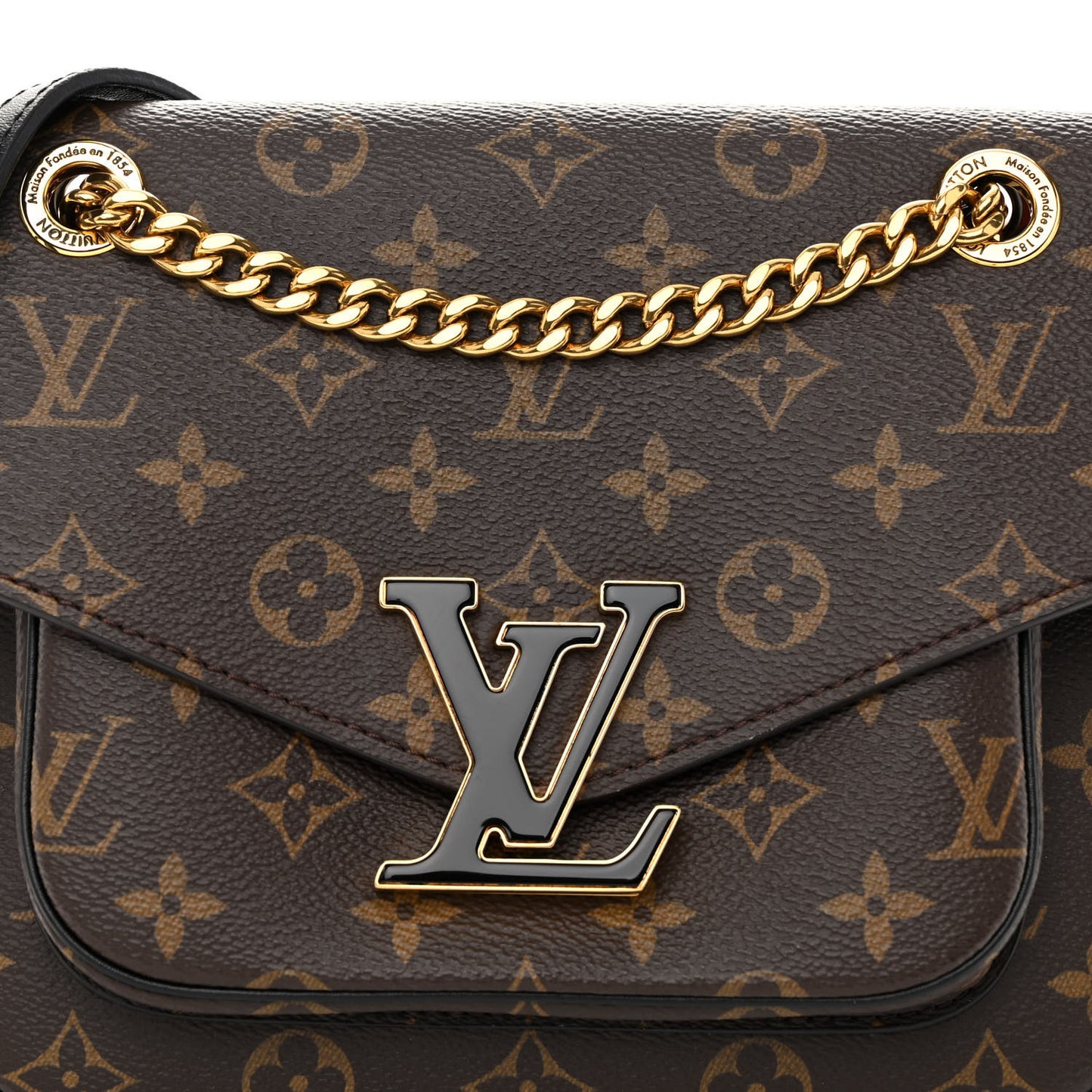 Monogram Passy
