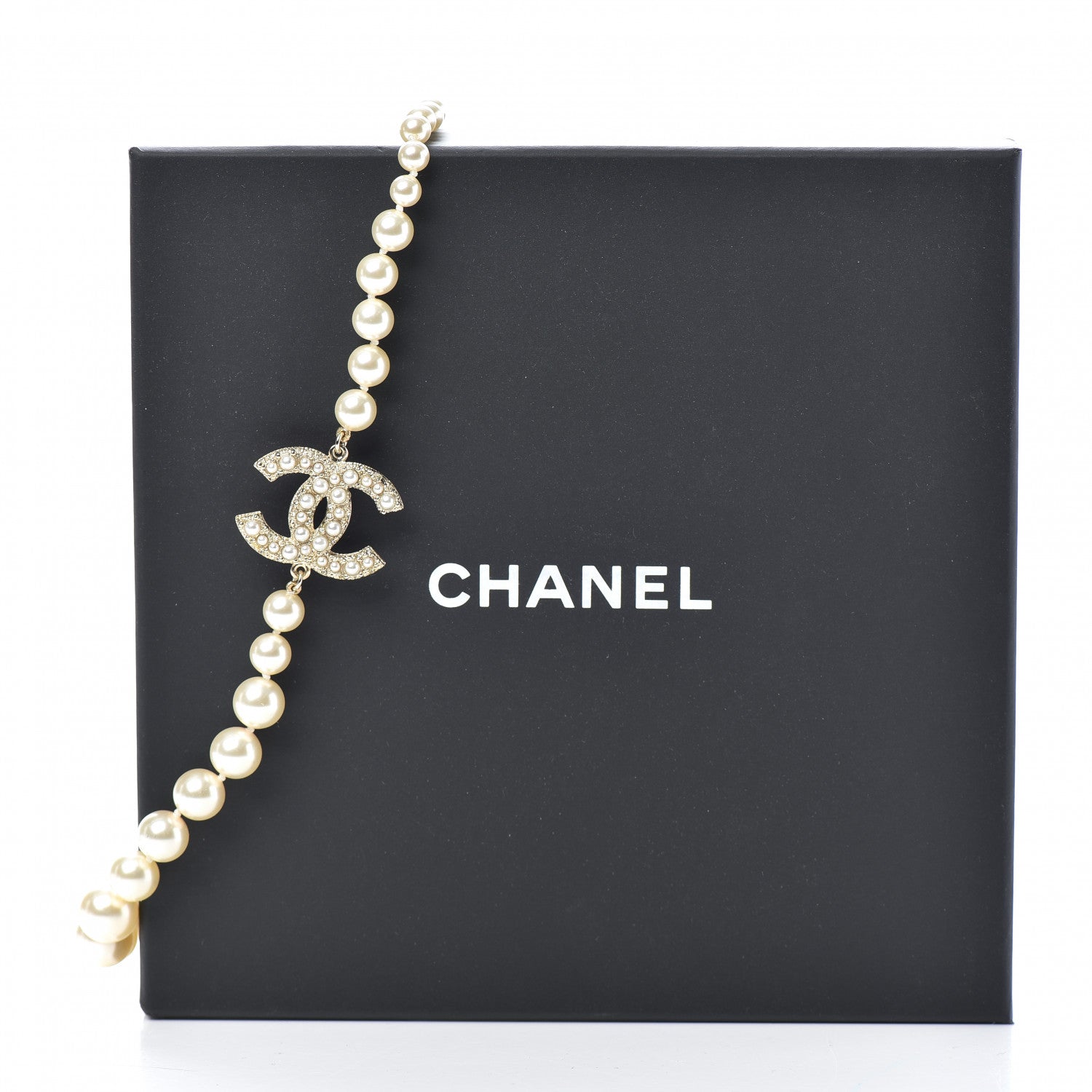 Chanel Graduated Pearl CC Short Necklace Gold 6 of 6