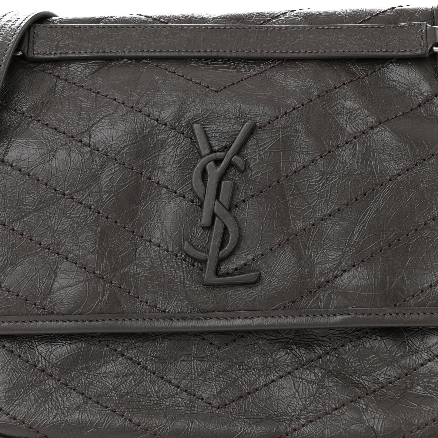 Crinkled Calfskin Matelasse Monogram Medium Niki Chain Satchel Pebble