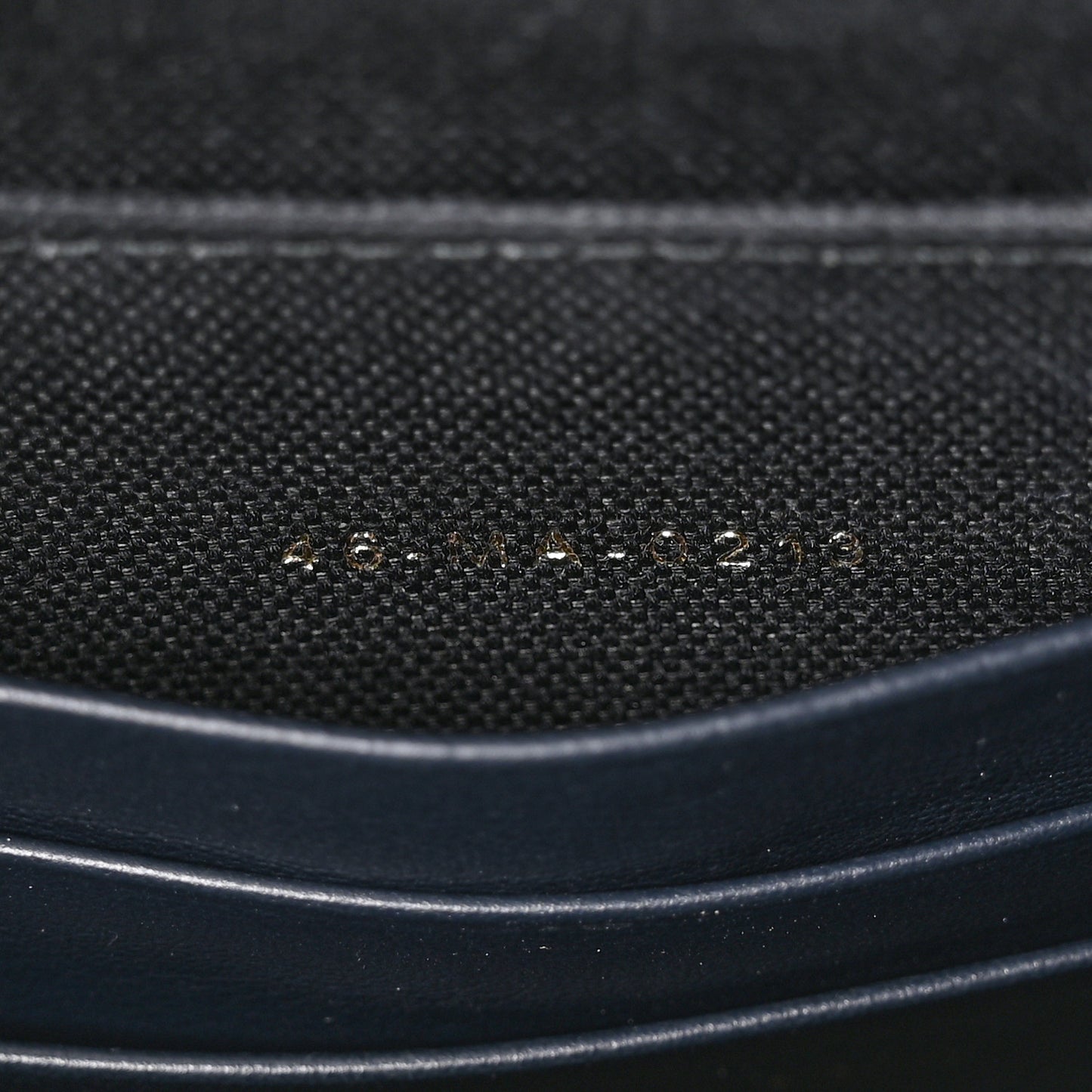 Oblique 30 Montaigne Pouch Blue