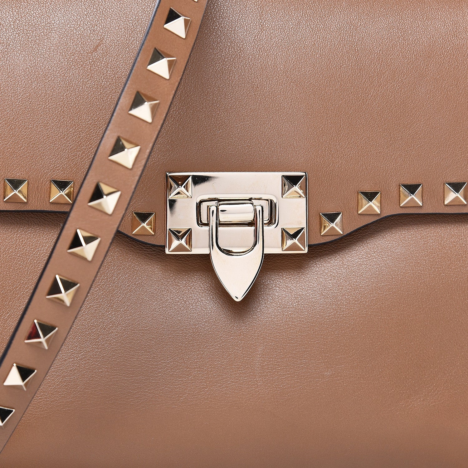 Valentino Garavani Vitello Medium Rockstud Flap Saddle Bag Nocciola 14 of 14