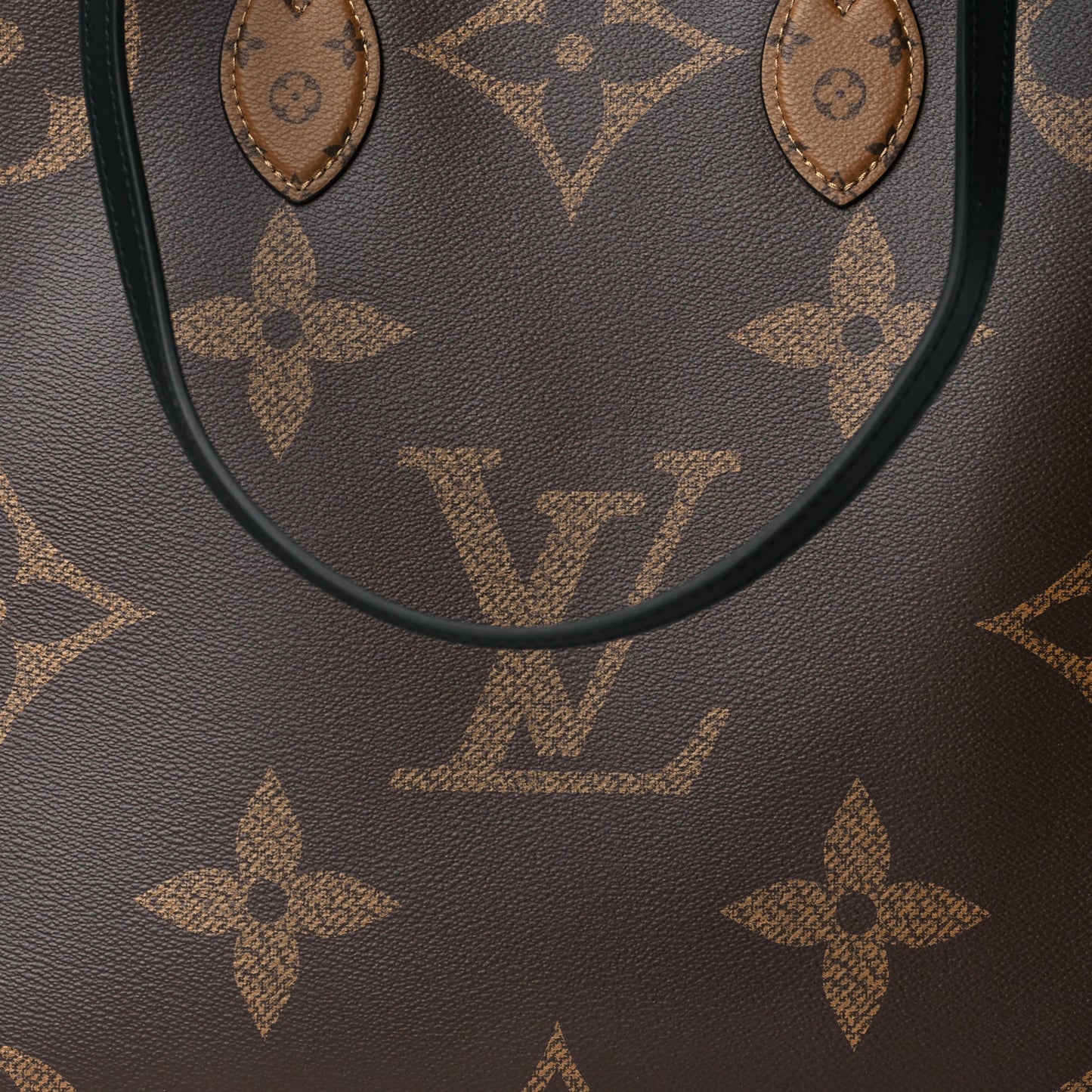 Reverse Monogram Giant Onthego GM