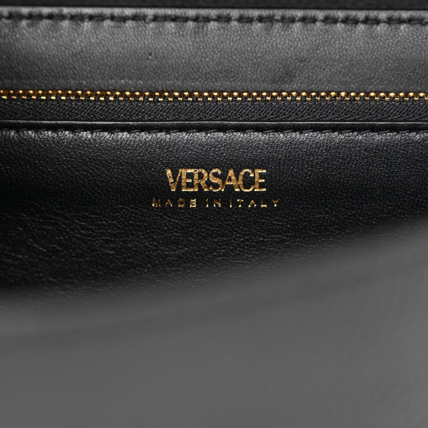 Grained Calfskin La Medusa Chain Clutch Bag Black