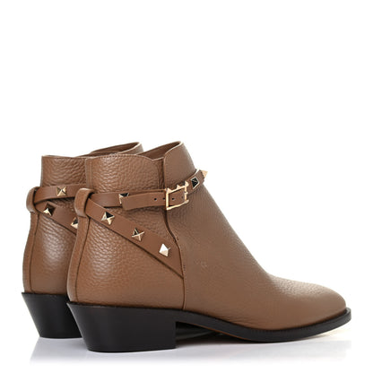 Valentino Garavani Grained Calfskin Rockstud Single Buckle 35mm Cowboy Ankle Boots 37 Nocciola 3 of 4