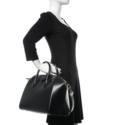 Givenchy Shiny Lord Calfskin Medium Antigona Black 3 of 10
