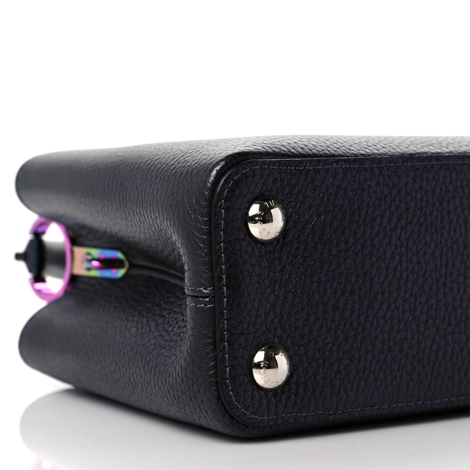 Louis Vuitton Taurillon Capucines BB Scarabeo Iridescent Black 7 of 8